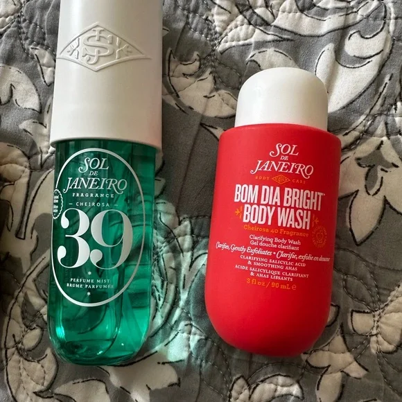 Sol de Janeiro Body Wash Bundle - Picture 3 of 3